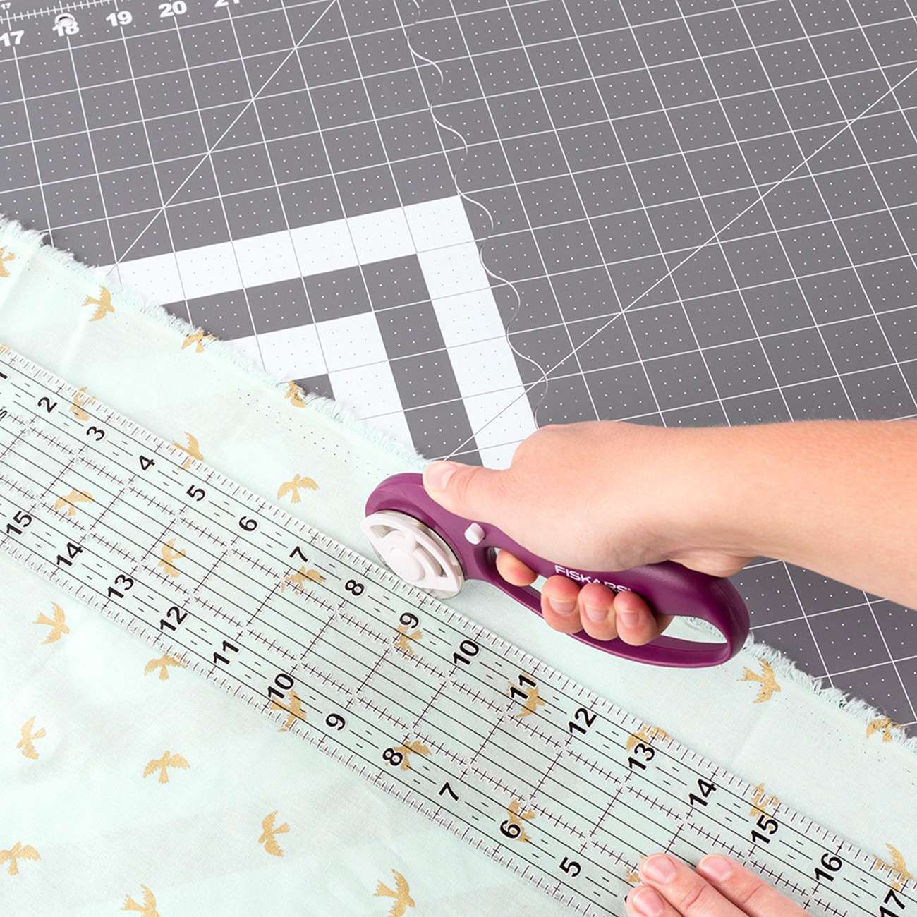 For home or away, the UNIQUE Folding Cutting Mat is the one you need! -  QUILTsocial